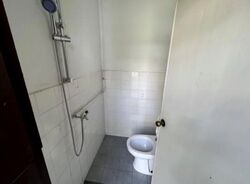 Peakview Estate (D16), Terrace #628828331